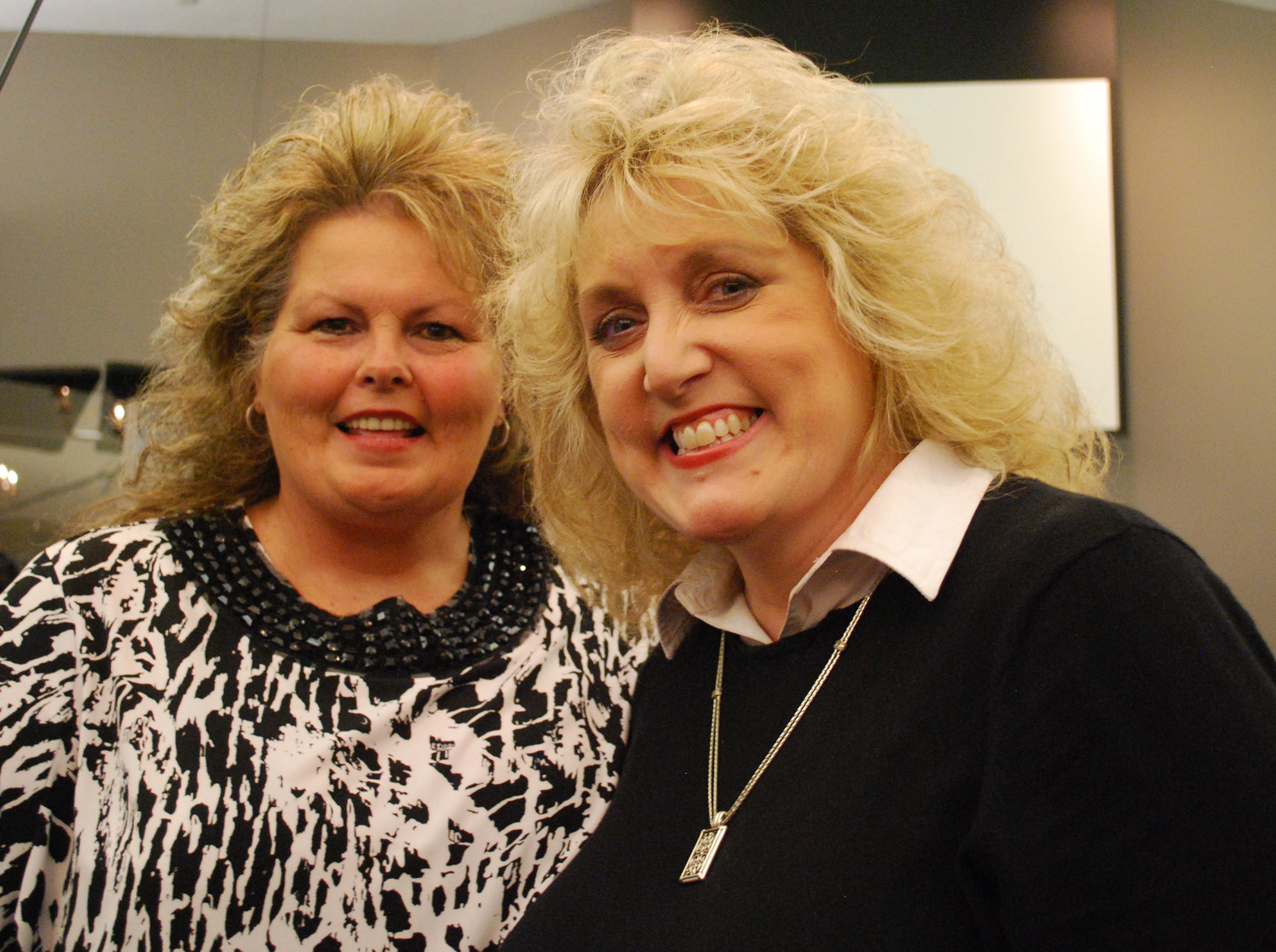 Image - Mary McDonald with Linda Pierson in 2015